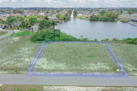 106 SW 9th Ave, Cape Coral, FL 33991