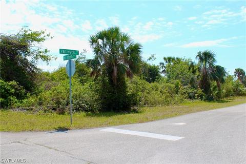 10432 Van Wyck Ter, Port Charlotte, FL 33981