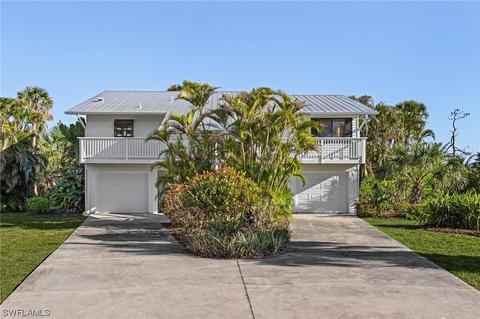 7814 Grande Pine Rd, Bokeelia, FL 33922