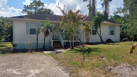 2725 4th St SW, Lehigh Acres, FL 33976