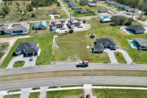 241 El Dorado Blvd S, Cape Coral, FL 33991