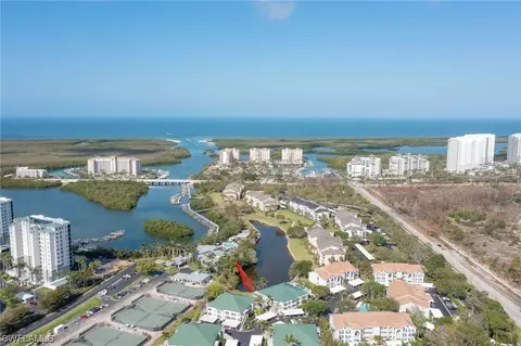 535 Club Side Dr #3-535, Naples, FL 34110