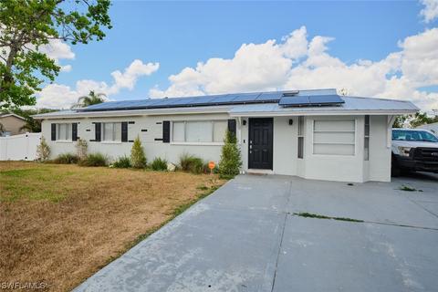 13232 Fourth St, Fort Myers, FL 33905