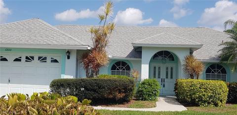 6800 Weatherby Ct, Naples, FL 34104
