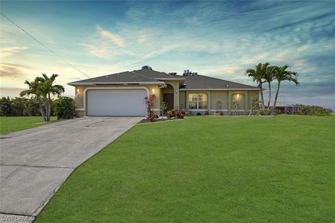 520 NE 6th Ave, Cape Coral, FL 33909