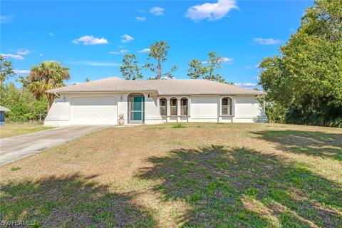506 Wellington Ave, Lehigh Acres, FL 33972