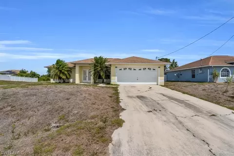 2516 30th St SW, Lehigh Acres, FL 33976
