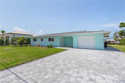 2831 Sanibel Blvd, Saint James City, FL 33956