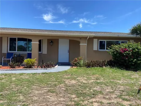 1112 Rushmore Ave S, Lehigh Acres, FL 33936
