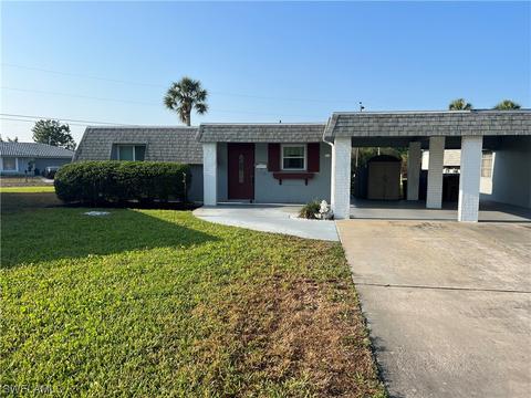 346 Easton Ct, Lehigh Acres, FL 33936