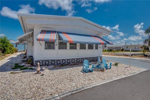 4911 Gulfgate Ln, Saint James City, FL 33956