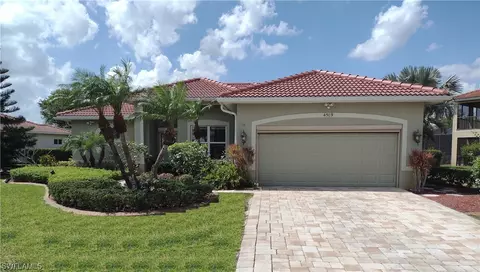 4569 Fairloop Run, Lehigh Acres, FL 33973