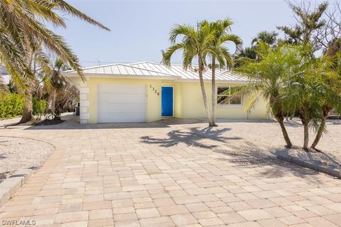 1326 Tahiti Dr, Sanibel, FL 33957