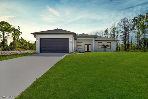 5227 2nd St W, Lehigh Acres, FL 33971