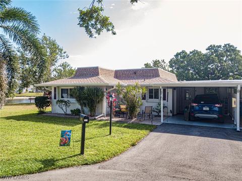 845 Pangola Dr, North Fort Myers, FL 33903