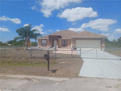 922 Mildred Ave S, Lehigh Acres, FL 33974
