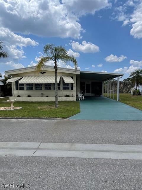 206 Village Ln, North Fort Myers, FL 33917