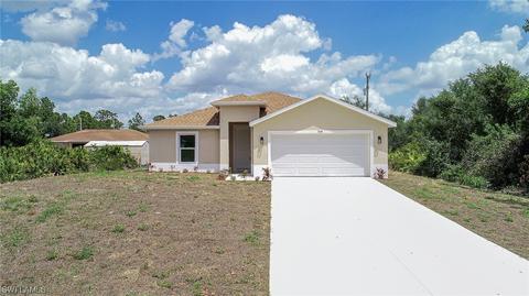 719 Long Lines Ln, Lehigh Acres, FL 33974