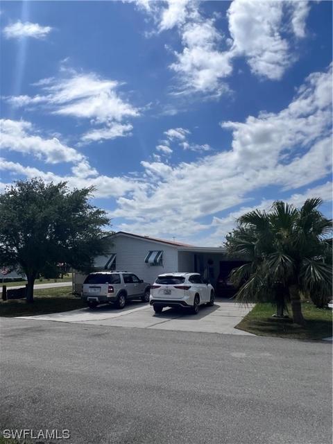 854 Yacht Club Way NW, Moore Haven, FL 33471
