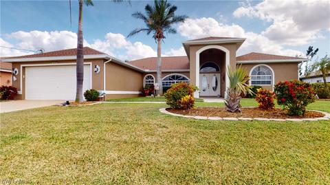 918 SW 23rd St, Cape Coral, FL 33991