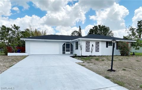 214 Maple Ave N, Lehigh Acres, FL 33936