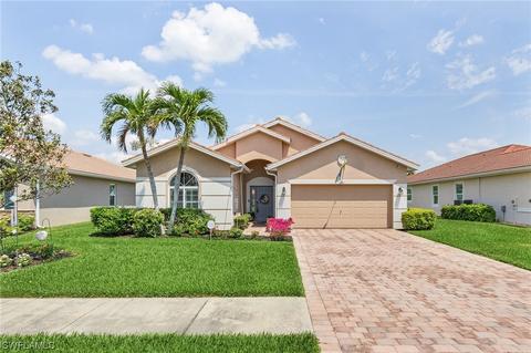 3245 Magnolia Landing Ln, North Fort Myers, FL 33917