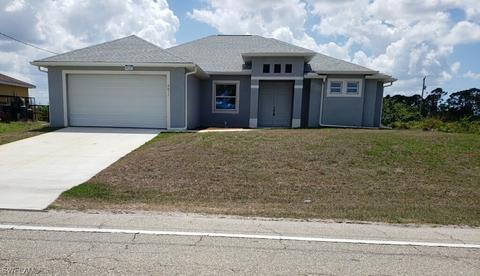 2611 23rd St SW, Lehigh Acres, FL 33976