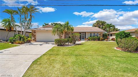 3825 SE 7th Ave, Cape Coral, FL 33904