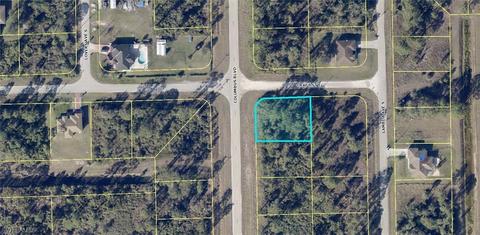 425 Columbus Blvd S, Lehigh Acres, FL 33974