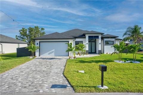 215 NW 3rd Ter, Cape Coral, FL 33993