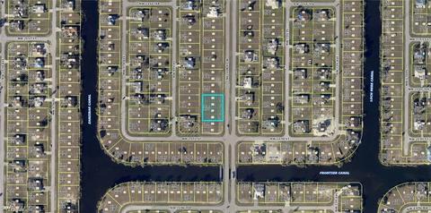2008 Nelson Rd N, Cape Coral, FL 33993