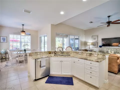 20004 Seadale Ct, Estero, FL 33928 photo 7