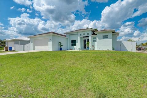 2900 9th St SW, Lehigh Acres, FL 33976