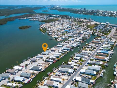 27 Emily Ln, Fort Myers Beach, FL 33931