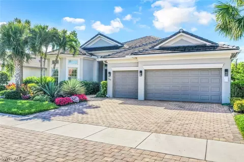 9019 Graphite Cir, Naples, FL 34120 photo 4