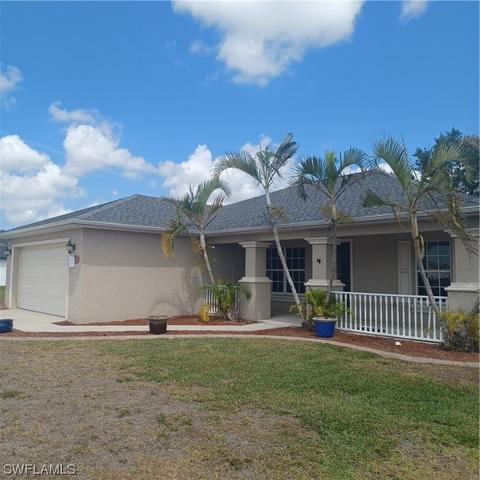 905 NE 16th Ter, Cape Coral, FL 33909