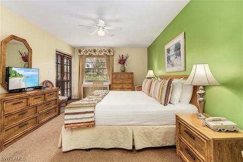 600 Neapolitan Way #239, Naples, FL 34103