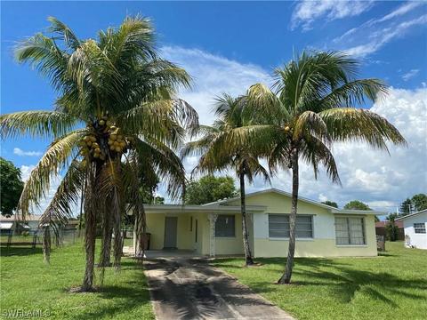 1413 Kimdale St E, Lehigh Acres, FL 33936
