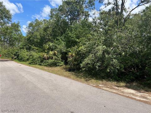 4604 Queen Ave N, Lehigh Acres, FL 33971