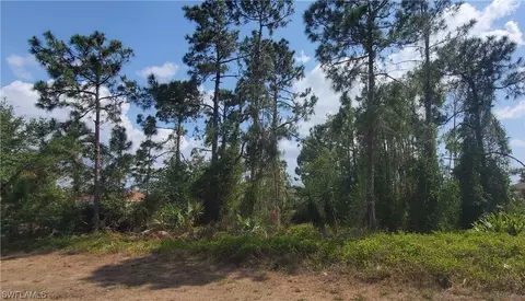 3509 39th St SW, Lehigh Acres, FL 33976