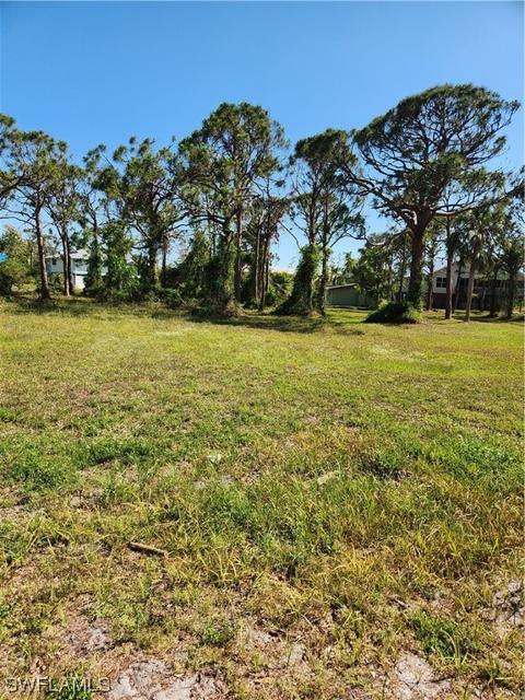 10740 Habitat Cir, Bokeelia, FL 33922