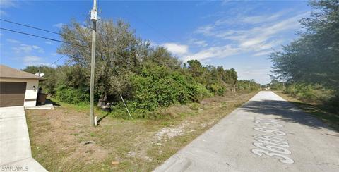 2710 36th St SW, Lehigh Acres, FL 33976