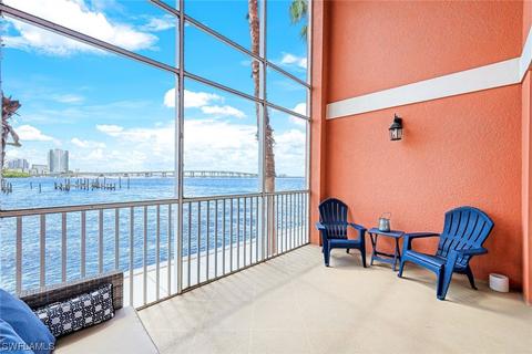2743 1st St #102, Fort Myers, FL 33916