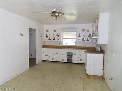 1134 6th St, Okeechobee, FL 34974 photo 2