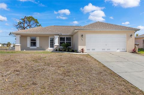 321 NE 26th Ter, Cape Coral, FL 33909