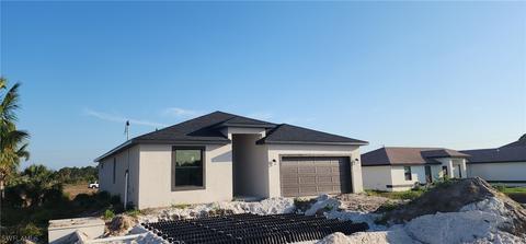 220 Pennfield St, Lehigh Acres, FL 33974