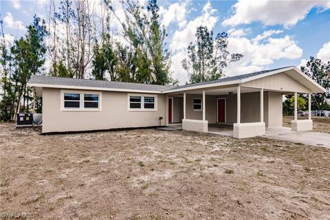 401 NE 13th Pl, Cape Coral, FL 33909