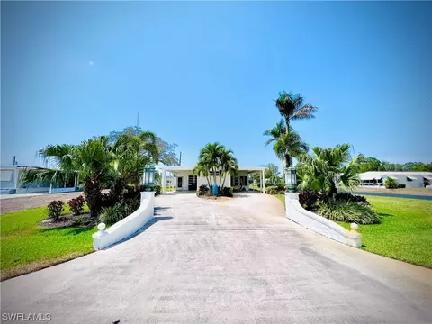 27330 Duvernay Dr, Bonita Springs, FL 34135