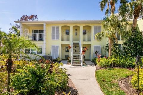 443 Cerromar Ln #400, Venice, FL 34293