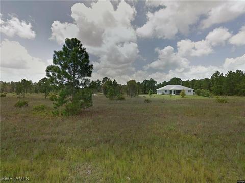 850 Palomino St E, Lehigh Acres, FL 33974